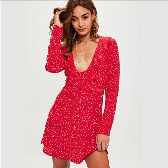 ✨ Red Star Ruffle Detail Tea Dress✨ - Picture 1 of 7